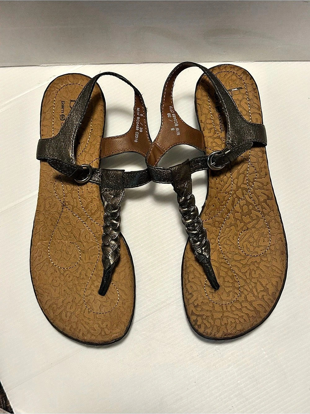 b.o.c Born Concept Women's Brown Sandals US 8